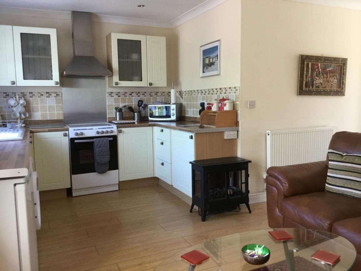 Gower Bungalow Mumbles Екстер'єр фото